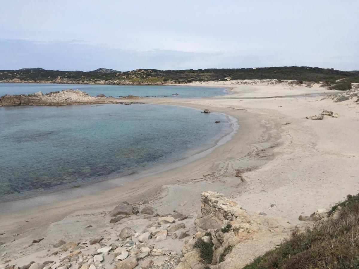 Monolocale A Rena Majore Di Gallura Екстериор снимка
